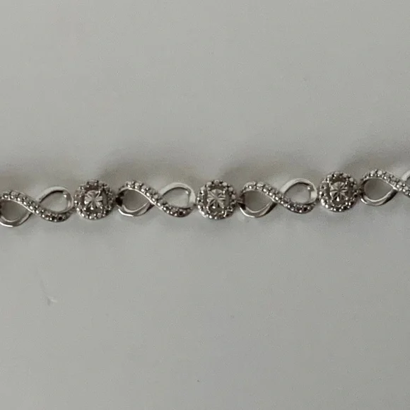 ZALES Bracelet in Sterling Silver 7.5” NWT - Picture 5 of 7